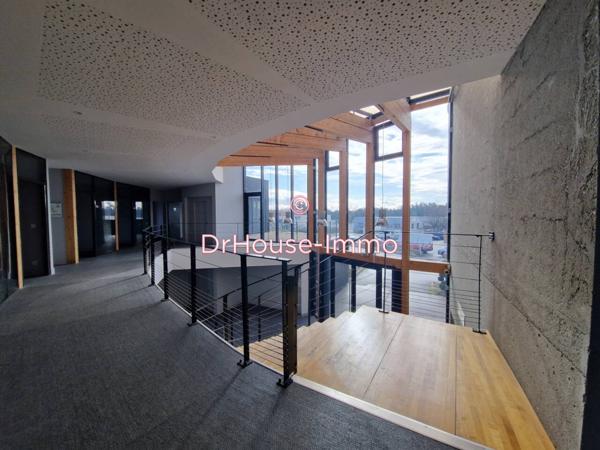 Bureau à vendre 25 pièces de 1 130 m²