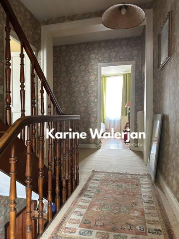 Courrières (62710) MAISON AUX BEAUX VOLUMES 7 PIECES 171 M2