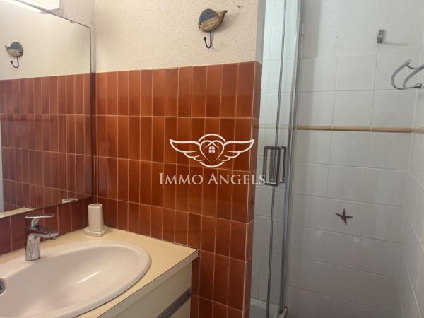 Palavas-les-Flots — T2 première ligne, vue mer, loggia de 11,5 m², parking, DPE C