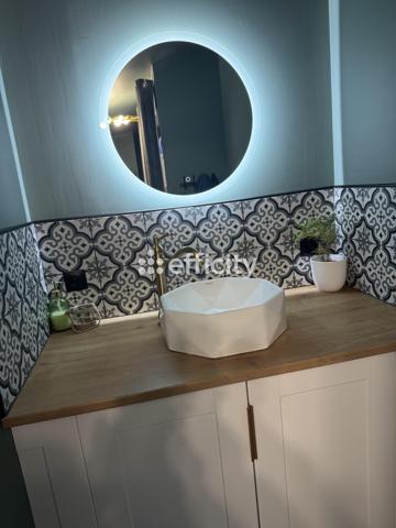 Maison
         5 pièces
        - 118 m² 235 000 € *