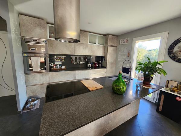 Au calme, votre maison familiale.