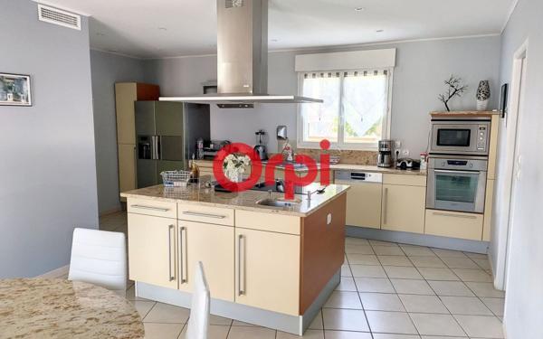 Maison à vendre    4 pièces •  Prades