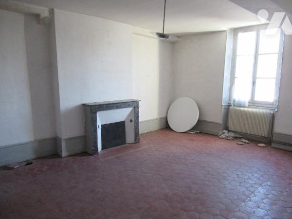 Maison de ville T4 de 120 m² avec grenier aménageable