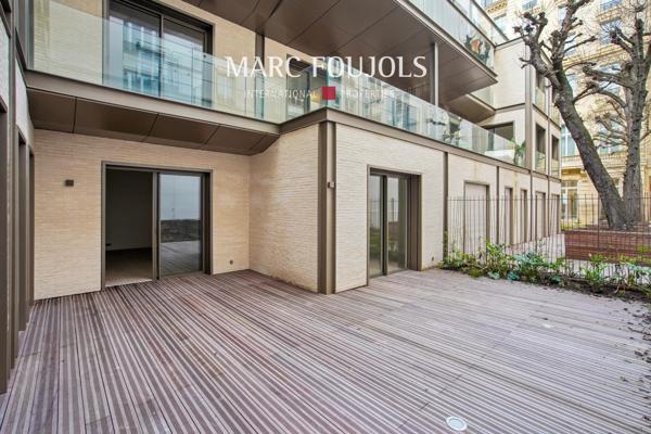 Paris VIII Faubourg Saint Honoré : appartement de 124 m² avec sa terrasse jardin de 67 m²