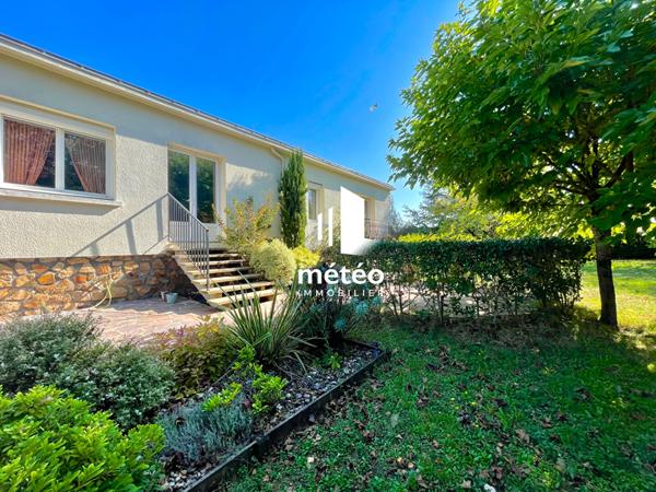 Maison familiale de 130m² habitable avec 4 chambres – 2 garages – Luçon