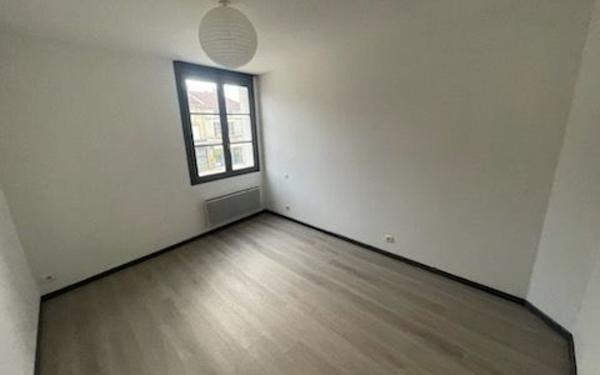 Appartement à louer    3 pièces • 60 m2 Bar-le-Duc