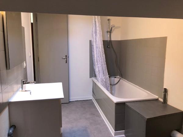 Appartement 2 pièces 33.26 m2 +18.71m² non carrez