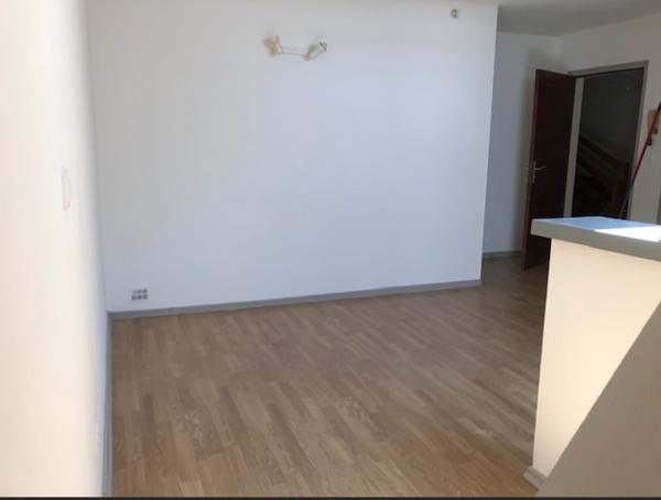 Appartement 2 pièces 33.26 m2 +18.71m² non carrez