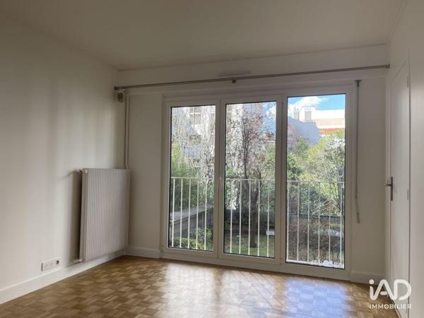 Location appartement 2 pièces 39 m² Paris 15