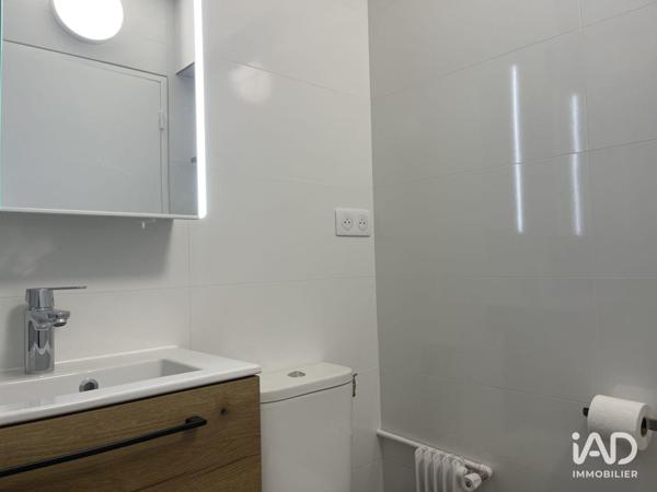 Location appartement 2 pièces 39 m² Paris 15