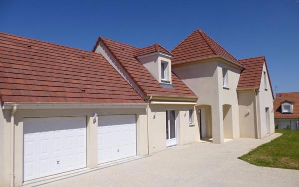 Maison à vendre    6 pièces • 152 m2 Fontaine-lès-Dijon