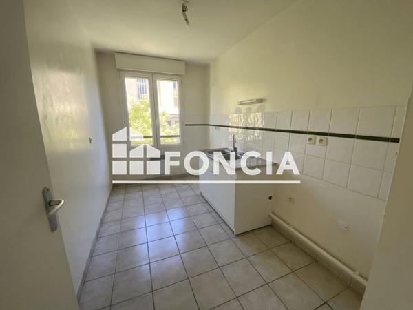 Location Appartement 3 pièces 62.13 m² - 2 RUE CHARLES CABROLIER Beziers 34500