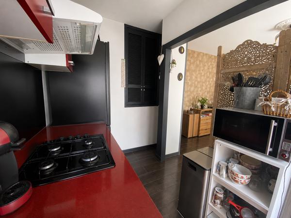 Appartement
         2 pièces
        - 33 m² Exclusivité 77 700 € *