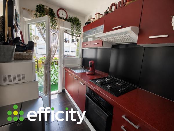 Appartement
         2 pièces
        - 33 m² Exclusivité 77 700 € *