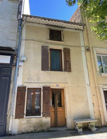 Maison à vendre 6 pièces VALREAS (84)