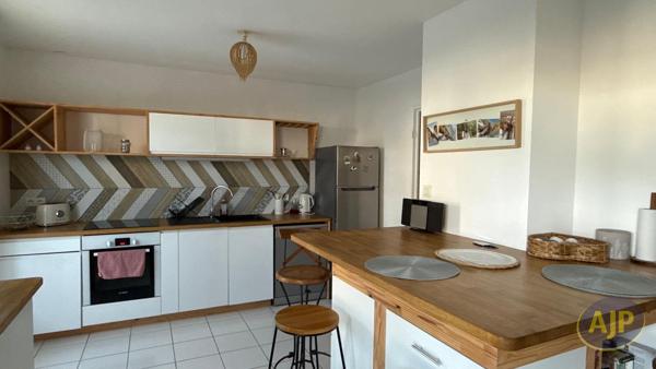 Appartement à louer Angers : 2 pièces, 52m² avec 1 chambre(s) à 690€ - AJP Immobilier Angers