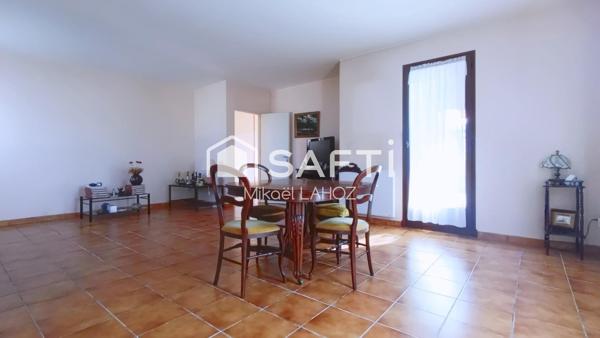 Maison t4 86 m², terrain 679 m², garage, climatisation.