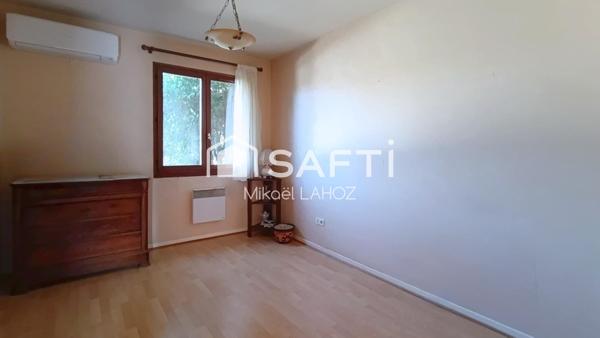 Maison t4 86 m², terrain 679 m², garage, climatisation.