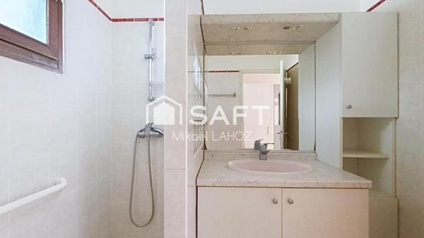 Maison t4 86 m², terrain 679 m², garage, climatisation.