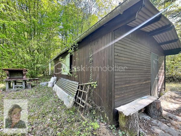 Terrain de 8 210 m²