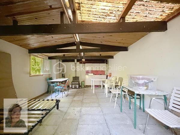 Terrain de 8 210 m²