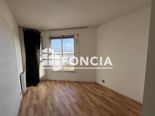 Location Appartement 3 pièces 92.01 m² - 43 TERRASSE RHIN ET DANUBE Bordeaux 33000