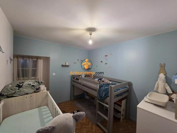 Vente                                                      Maison
                        
                     4 pièces                      89 m2                     à Louey