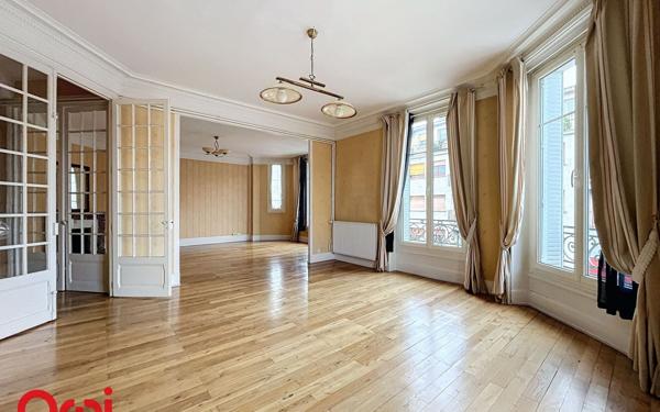 Appartement à vendre    3 pièces • 126 m2 Montluçon