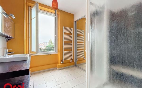 Appartement à vendre    3 pièces • 126 m2 Montluçon