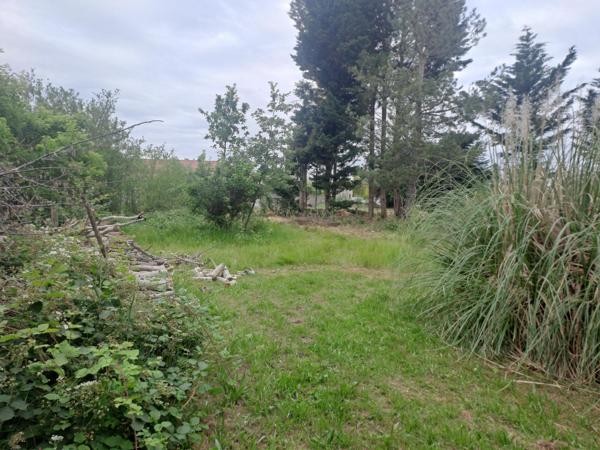 Terrain constructible 1000 m² au calme - Fronton