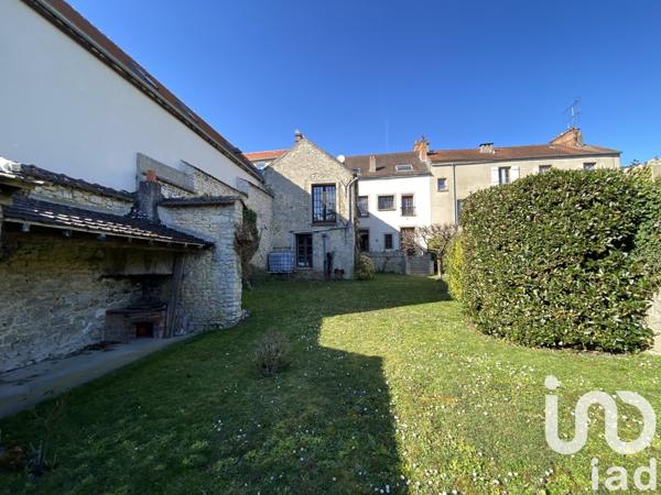 Maison de ville 6 pièces de 195 m² à Le Malesherbois (45330)