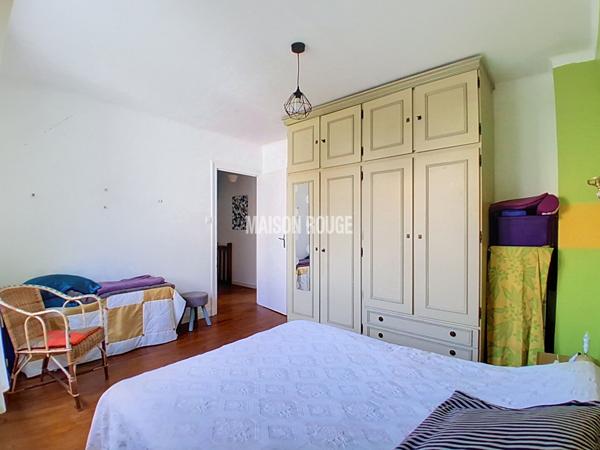 SAINT-BRIEUC : MAISON 3 CHAMBRES AVEC JARDIN, TERRASSE ET ATELIER