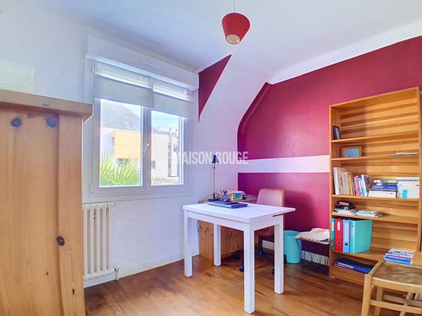 SAINT-BRIEUC : MAISON 3 CHAMBRES AVEC JARDIN, TERRASSE ET ATELIER