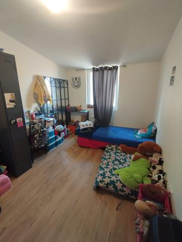 Appartement
                                                                                                                                                                                                                                                                                                                        3 pièce(s)                                                                                                                                                                                                          2 chambre(s)                                                                                                                                                                                                          60.39  m²