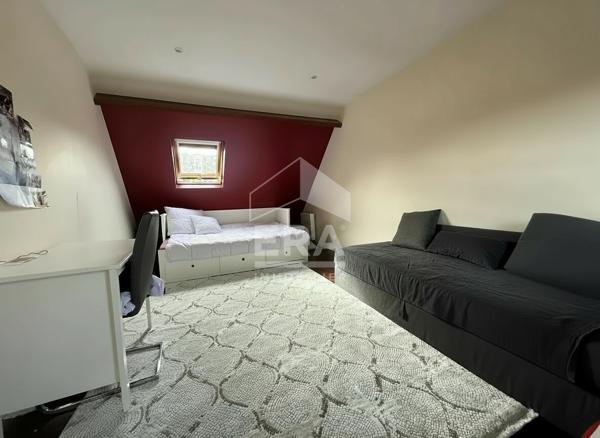 Maison Pontault Combault proche gare 5 chambres 3 salles d'eau !