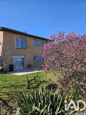 Maison à vendre 10 pièces 200 m² Chuyer