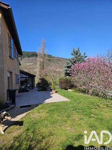 Maison à vendre 10 pièces 200 m² Chuyer