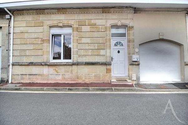 Echoppe 4 pièces avec garage et piscine