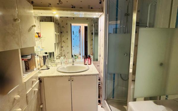 Appartement à vendre    4 pièces • 72,42 m2 Chelles