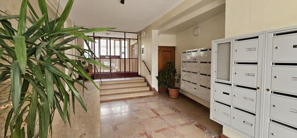 Lyon (69004) Vends à Lyon 4 (69004) appartement T3 avec balcon