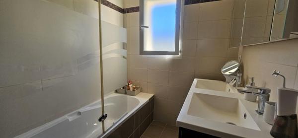 Vente / Maison T4
