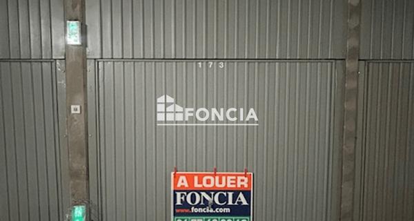 Location Parking 12 m² - Saint-étienne 42100