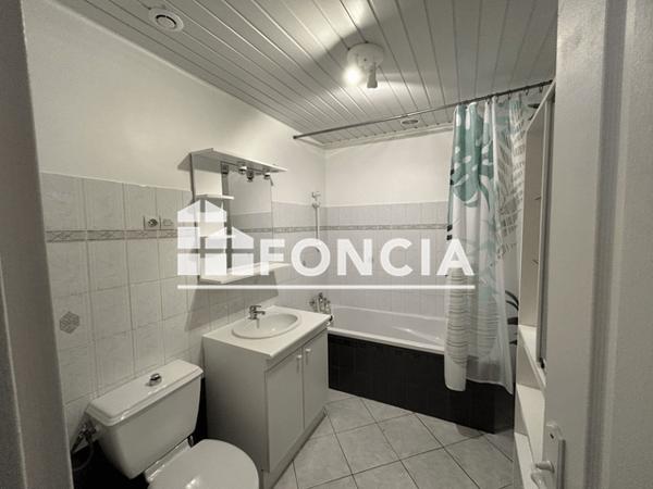 Location Appartement meublé 2 pièces 38.18 m² - 11 RUE DU 26 MAI 1944 Saint Martin Le Vinoux 38950