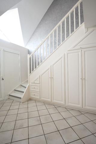 MAISON FAMILIAL AVEC PISCINE - LA QUEUE-EN-BRIE : À DEUX PAS DU GOLF D'ORMESSON €600 000 ** - Référence 6626-NG