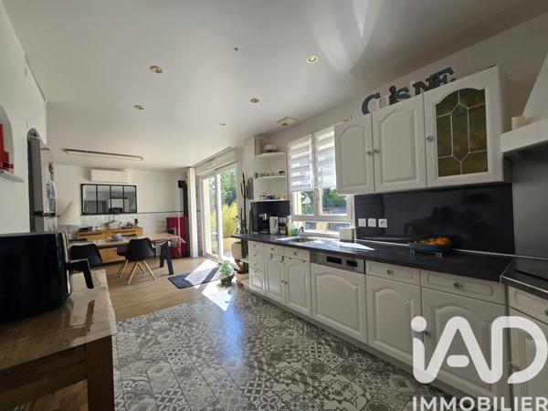 Maison à vendre 6 pièces 100 m² Sainte-Gemme-Moronval