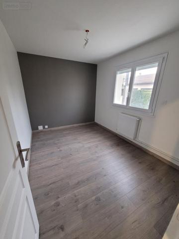 Maison à louer à Elbeuf en Seine-Maritime (76500), ref : 27063-L280