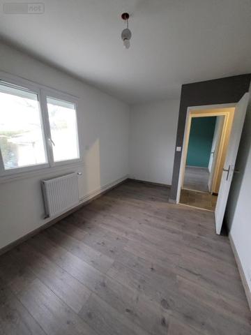 Maison à louer à Elbeuf en Seine-Maritime (76500), ref : 27063-L280