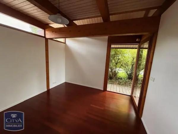 Maison à louer 5 pièces 182m²