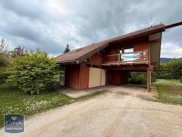 Maison à louer 5 pièces 182m²