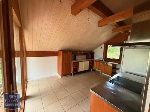 Maison à louer 5 pièces 182m²